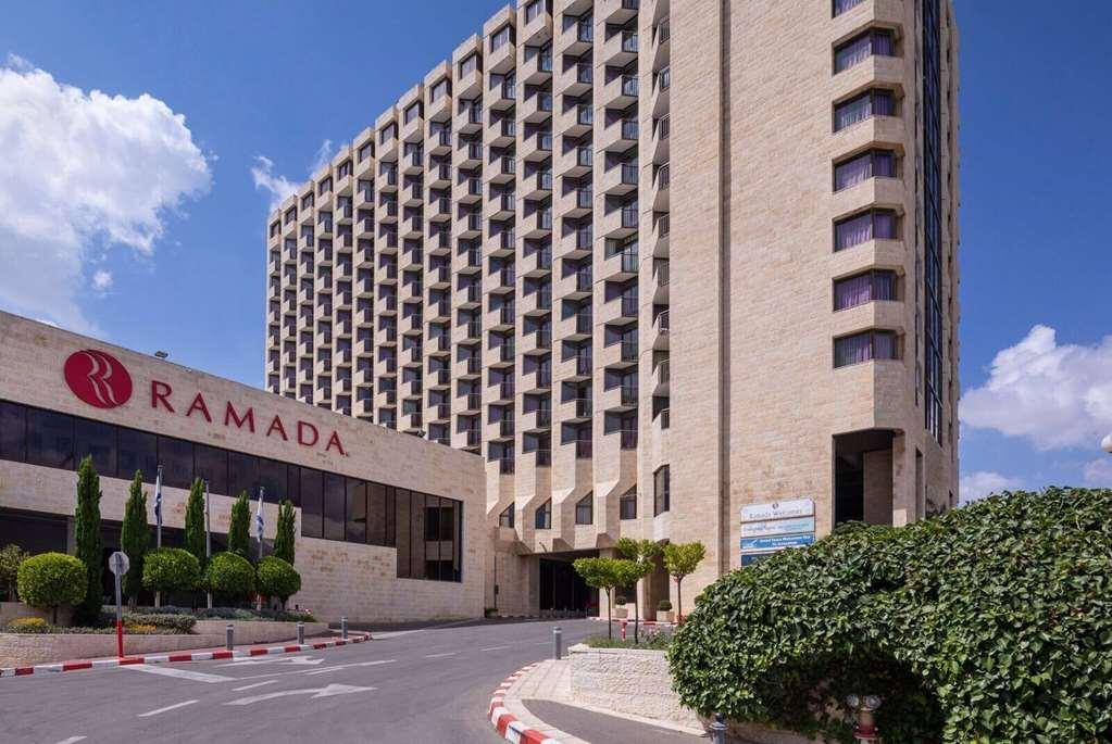 Hotel Ramada By Wyndham Jerusalem Exterior foto